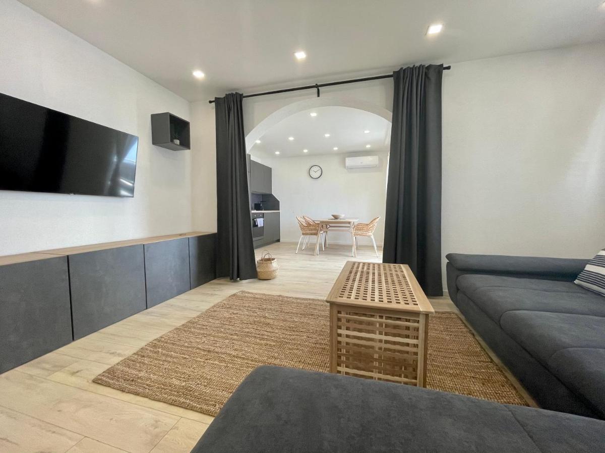 Lambda Holiday Apartments Єсенице Екстер'єр фото